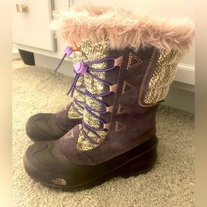 The North Face Snow Boots Youth sz 5 / Women’s 6-6.5